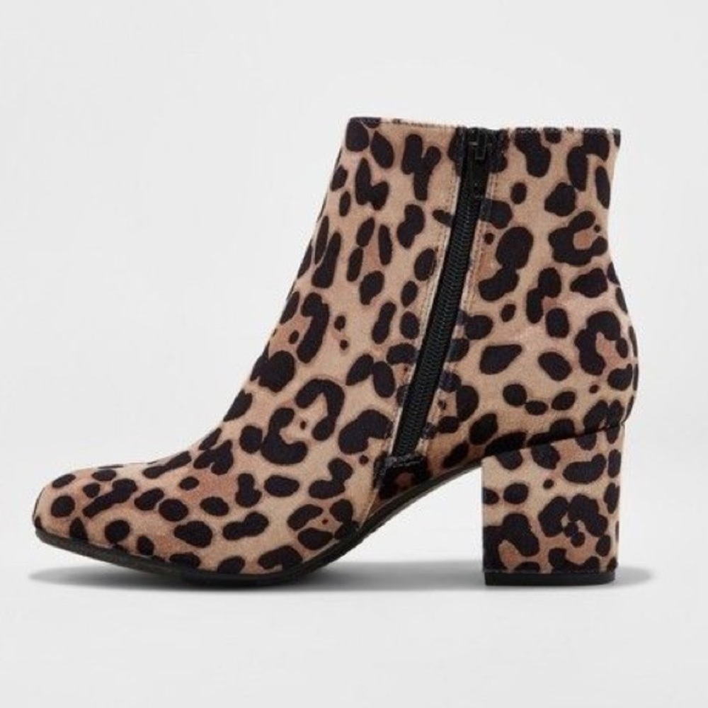 Leopard Booties - Picture 2 of 4